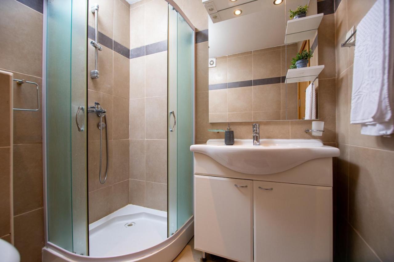 Sophie Apartman